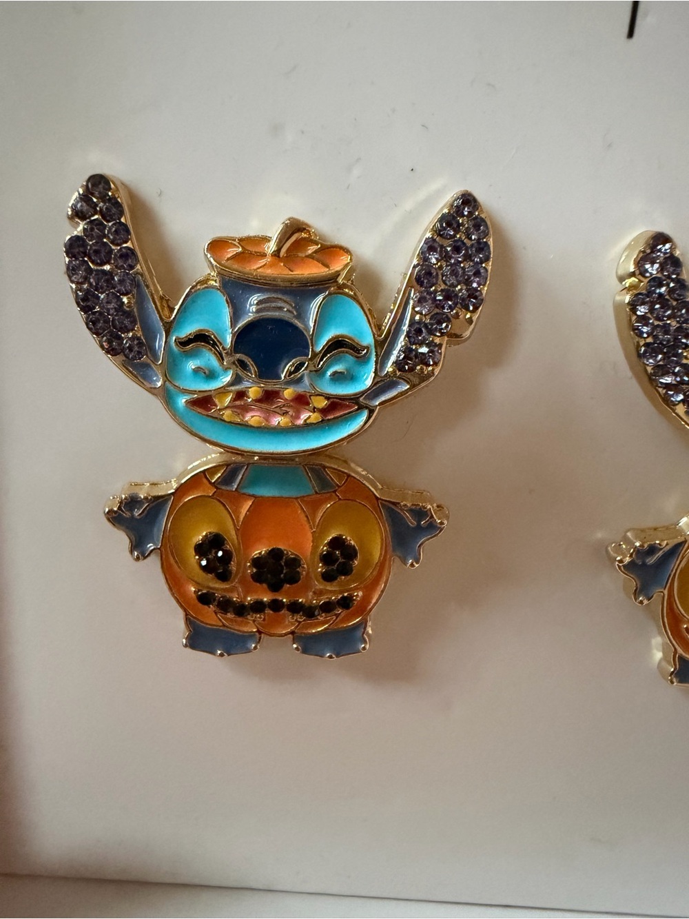 NIB Disney x BaubleBar Stitch Pumpkin Halloween Earrings – Lilo & Stitch - Picture 5 of 7